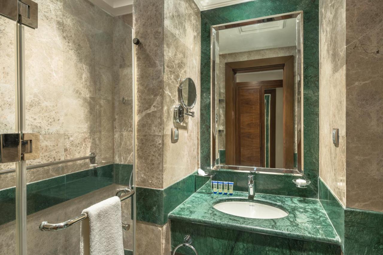 Copthorne Makkah Al Naseem فندق مكة